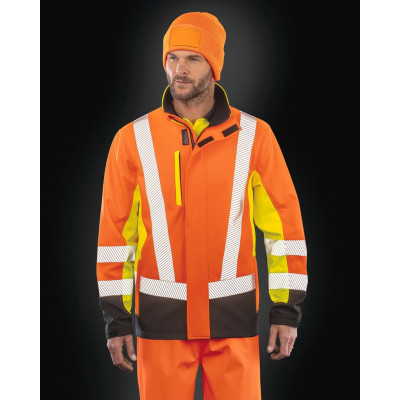 3-layer recycled softshell safety jacket